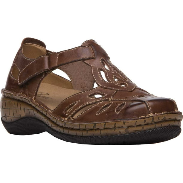 Propet Women's Jenna Closed Toe Sandal