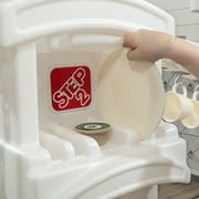 Step2 Fun with Friends Pink Kids Kitchen Pretend Play Set