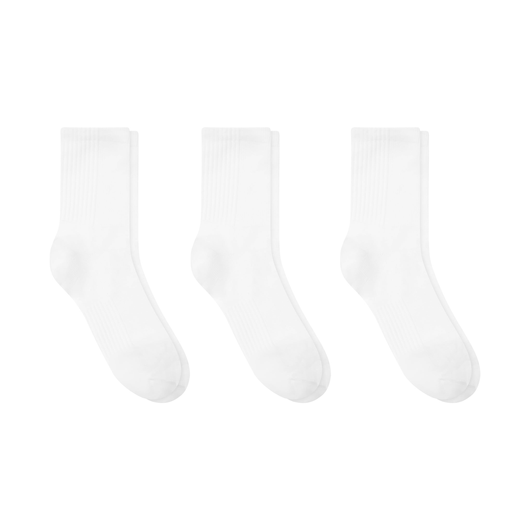 Hanes Mens Crew Socks Value Pack, 3-Pack, Moves X-Temp 360-Degree Stretch Socks for Men
