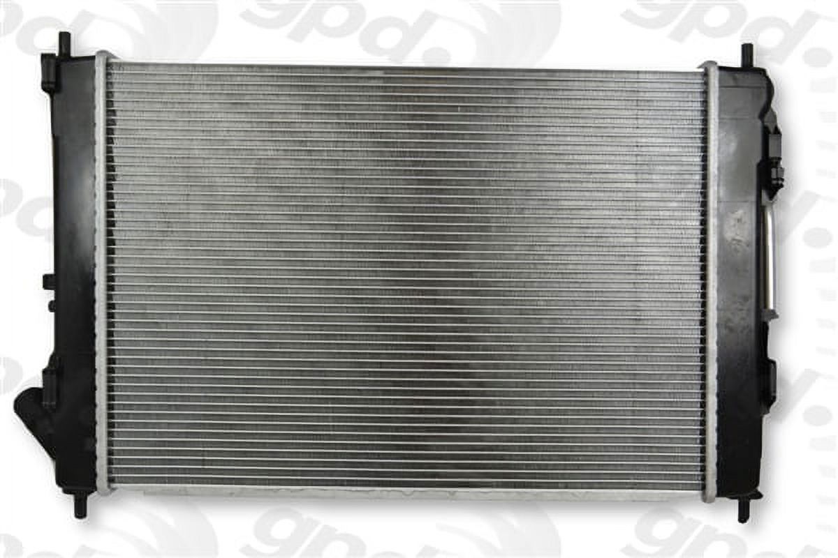 Global 13412C Radiator Fits select: 2014-2016 HYUNDAI ELANTRA, 2015-2018 KIA FORTE