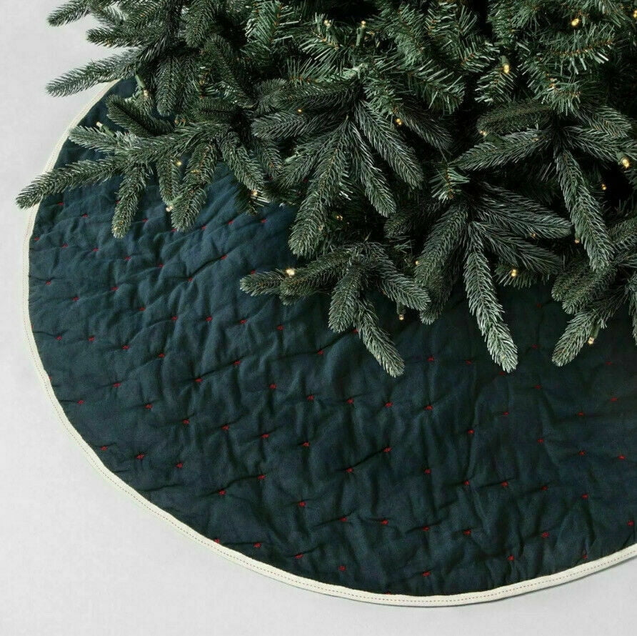 Details about   Hearth And hand with magnolia Christmas Tree Bundle Tree Skirt And Tree Topper 