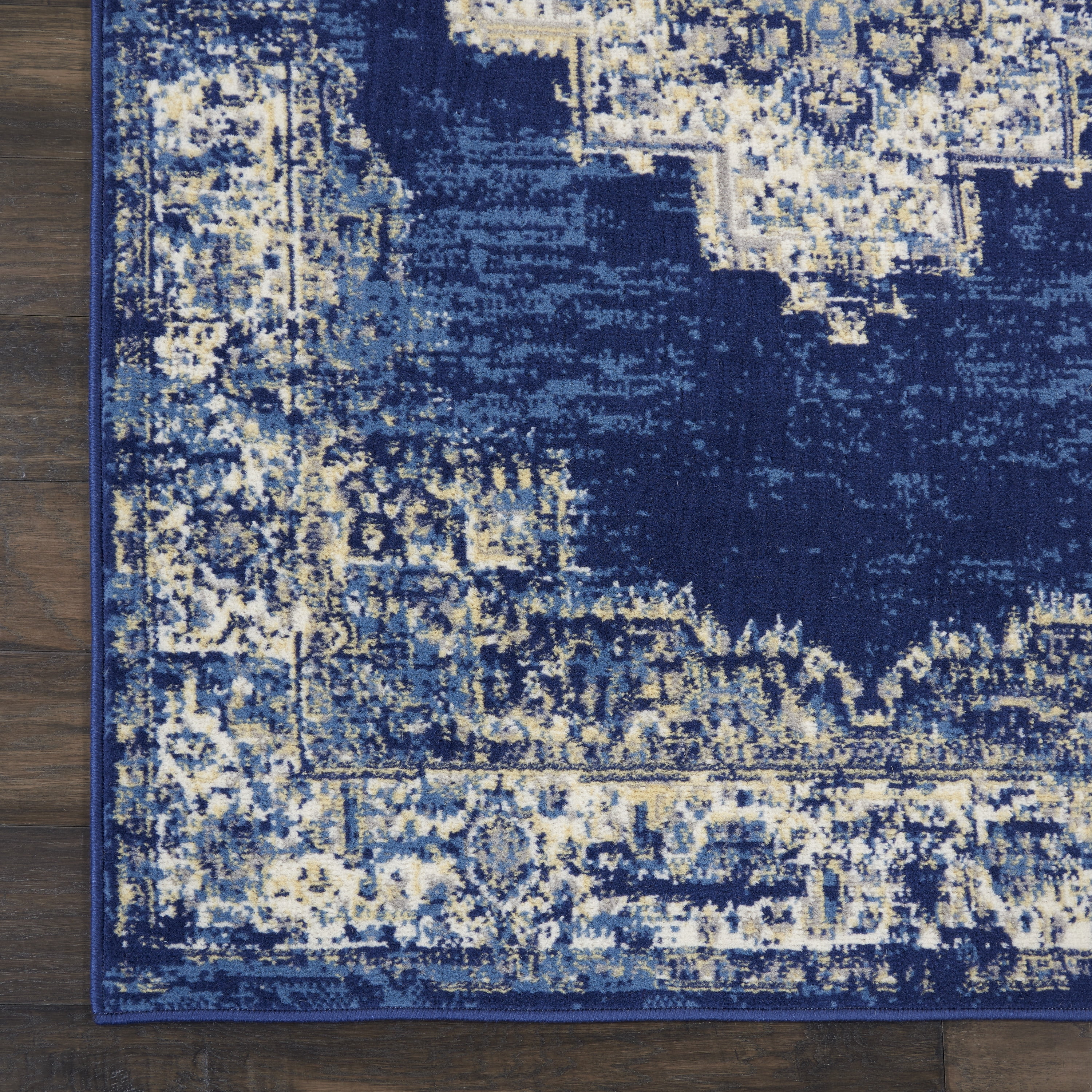 Nourison Grafix Persian Navy Blue 6' x 9' Area Rug, (6x9)