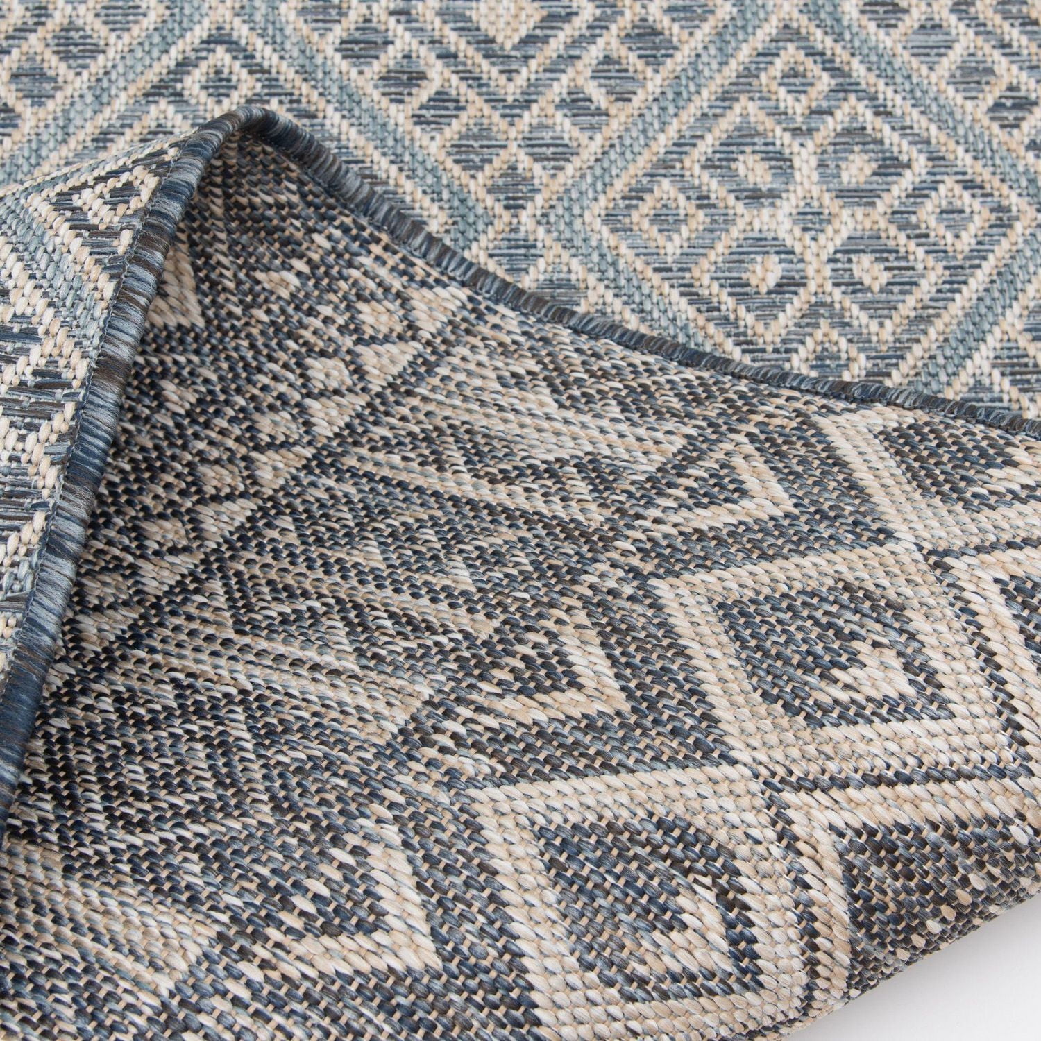 Hayweld Lagoon Blue and Beige Woven Indoor/Outdoor 5'x7' Area Rug