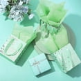 thumbnail image 3 of Set de 12 bolsas de regalo Tenare, papel metalizado, 18 x 10 x 23 cm, color oro verde, 3 of 6