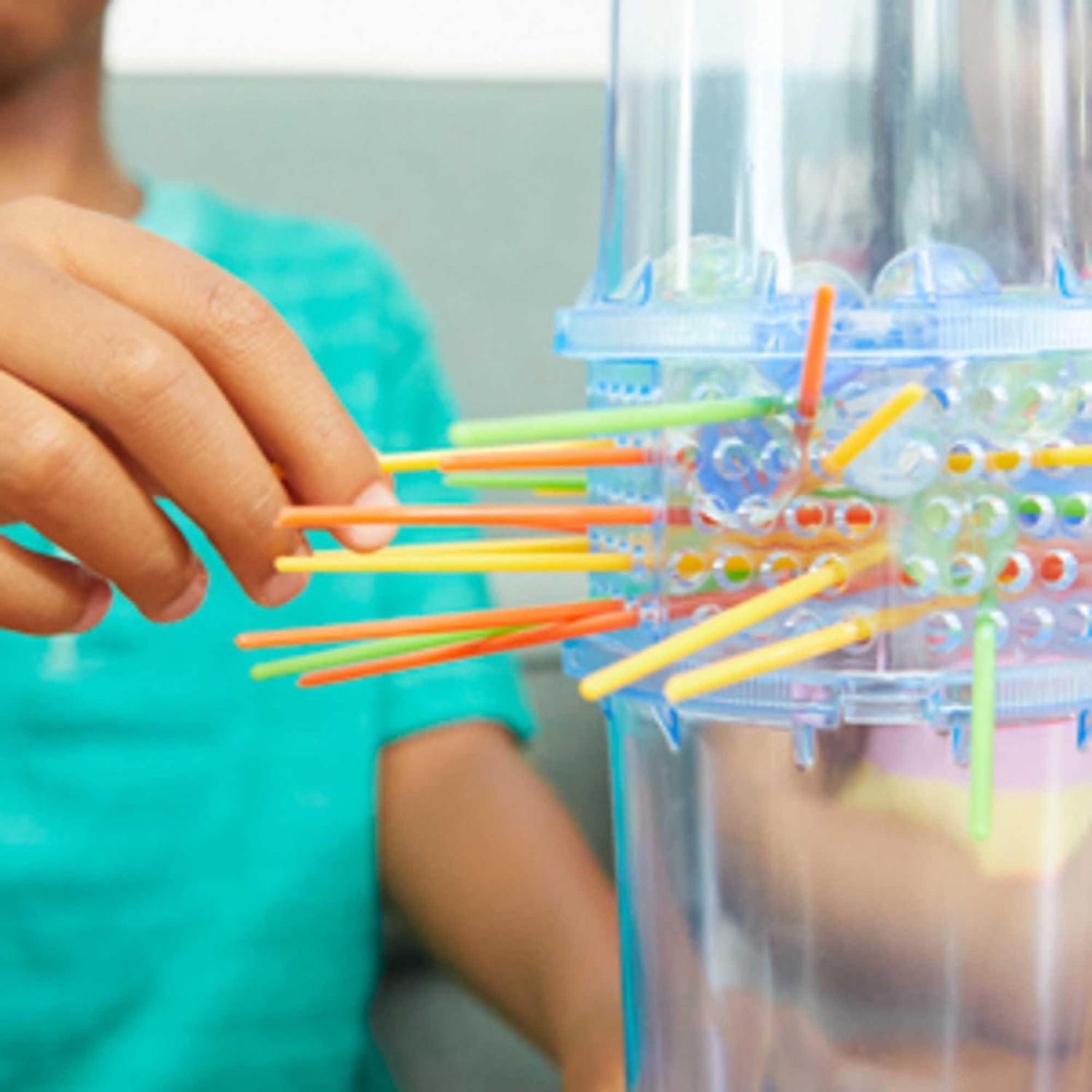 KerPlunk Kids Game, Easy-to-Learn Family Game for 2-4 Players