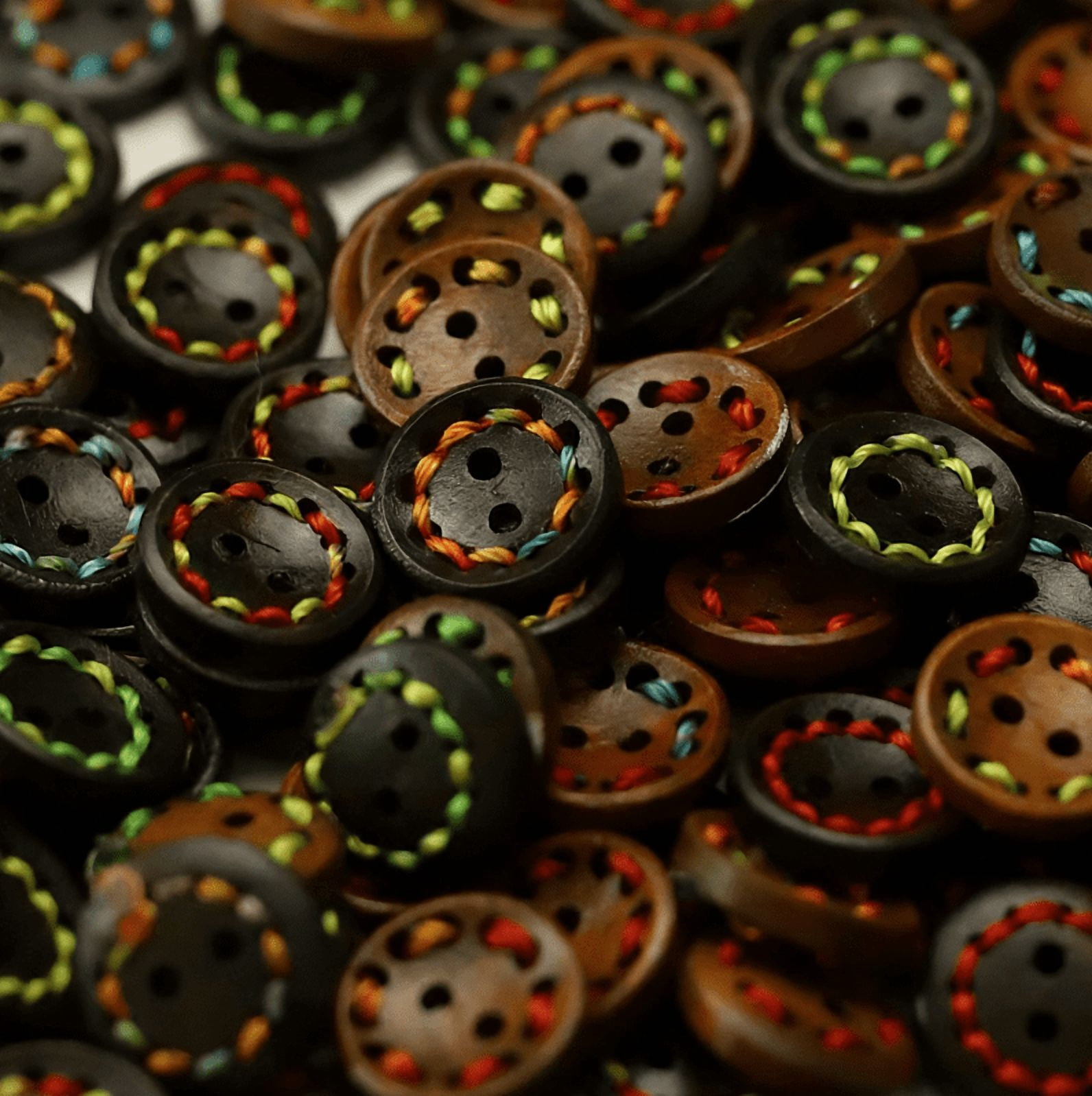 suxuMhao Decorative Buttons, 1" Light Brown & Brown Shirt Button Weaving Buttons Knitting Button Crochet Button Craft Button Sewing Button, 200PCS Coconut Shell Buttons for DIY, Crafts, Style 1