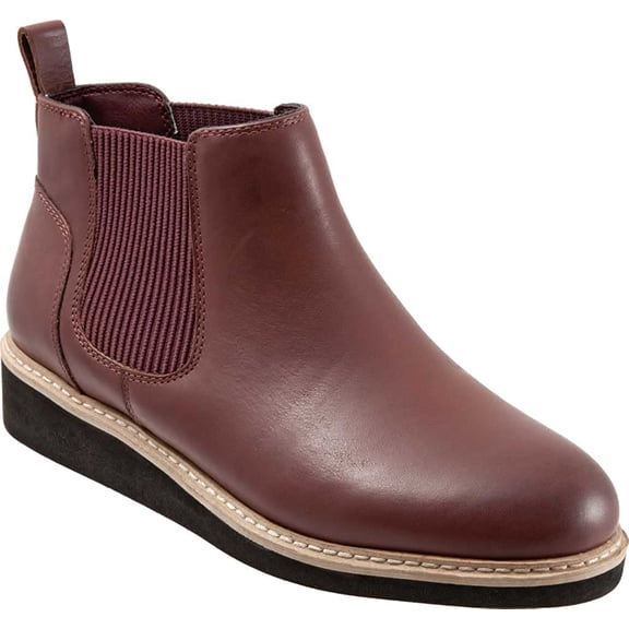 SoftWalk Adult Womens Wildwood Chelsea Boots