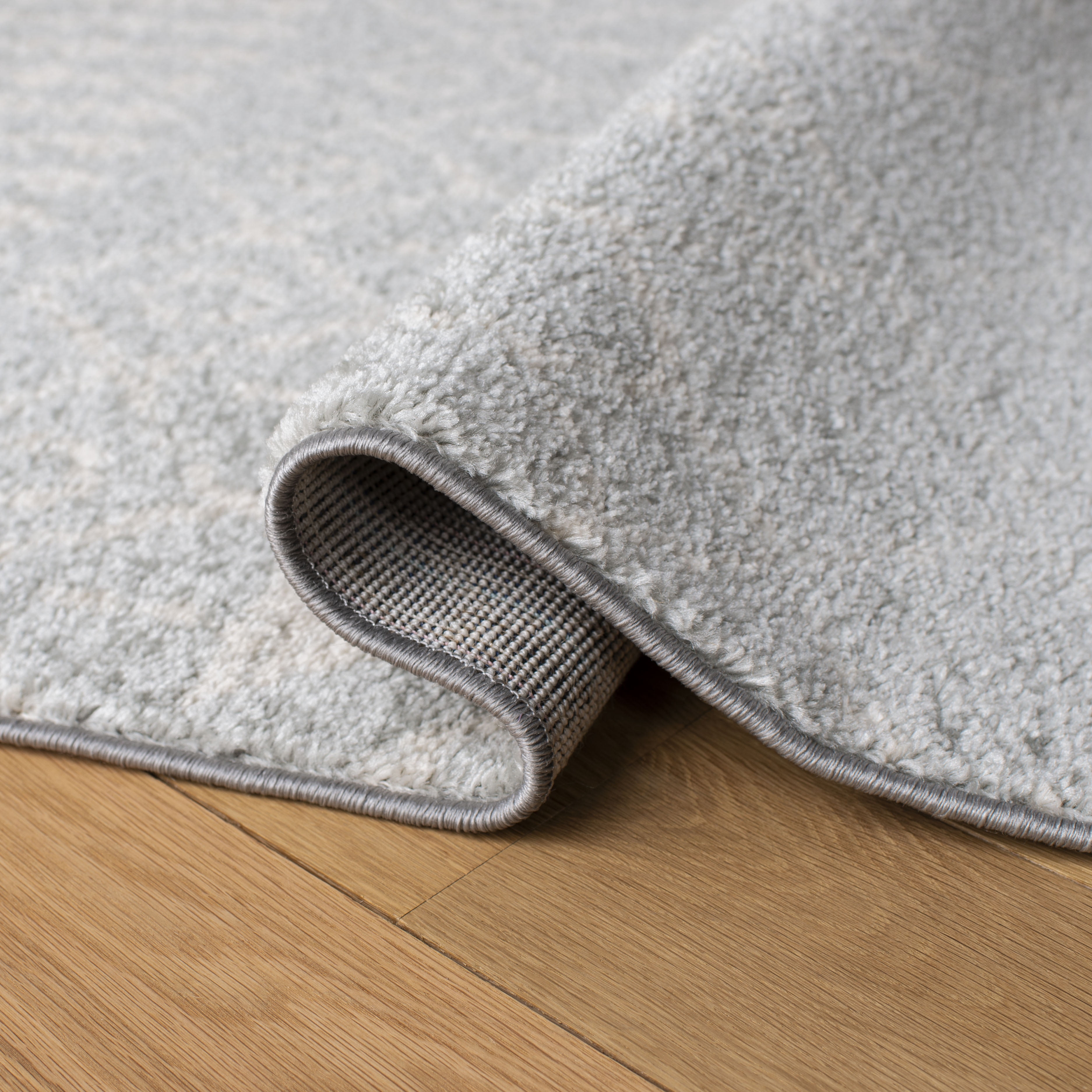 SAFAVIEH Tulum Coriander Oriental Runner Rug, Light Grey/Ivory, 2' x 13'