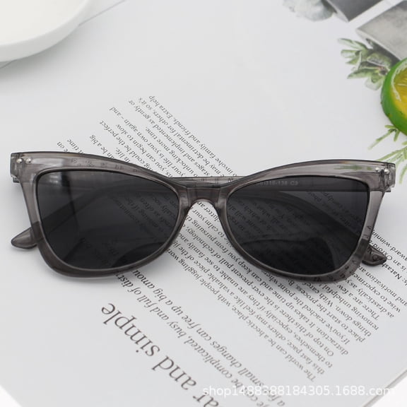 (Transparent Gray) Cat Eye Sunglasses: Trendy Men's and Women's Style