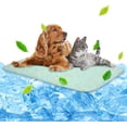 thumbnail image 1 of Alfombrilla de enfriamiento para mascotas Bmatwklu Seda de hielo para perros y gatos, 1 of 3