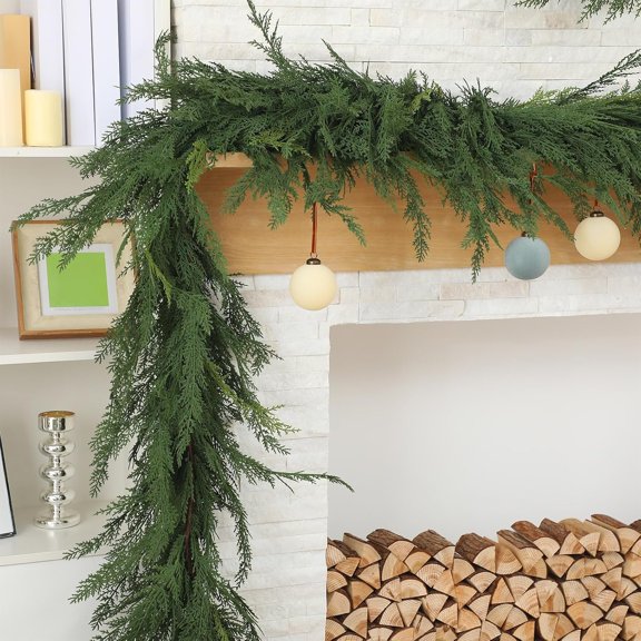 Guvpev Deluxe Cedar Garland Christmas Decorations, 6FT Artificial Realistic Soft & Thickness Green Faux Cedar Pine Garland, Christmas Greenery Garland for Table, Mantel, Wall, Winter Seasonal Decor