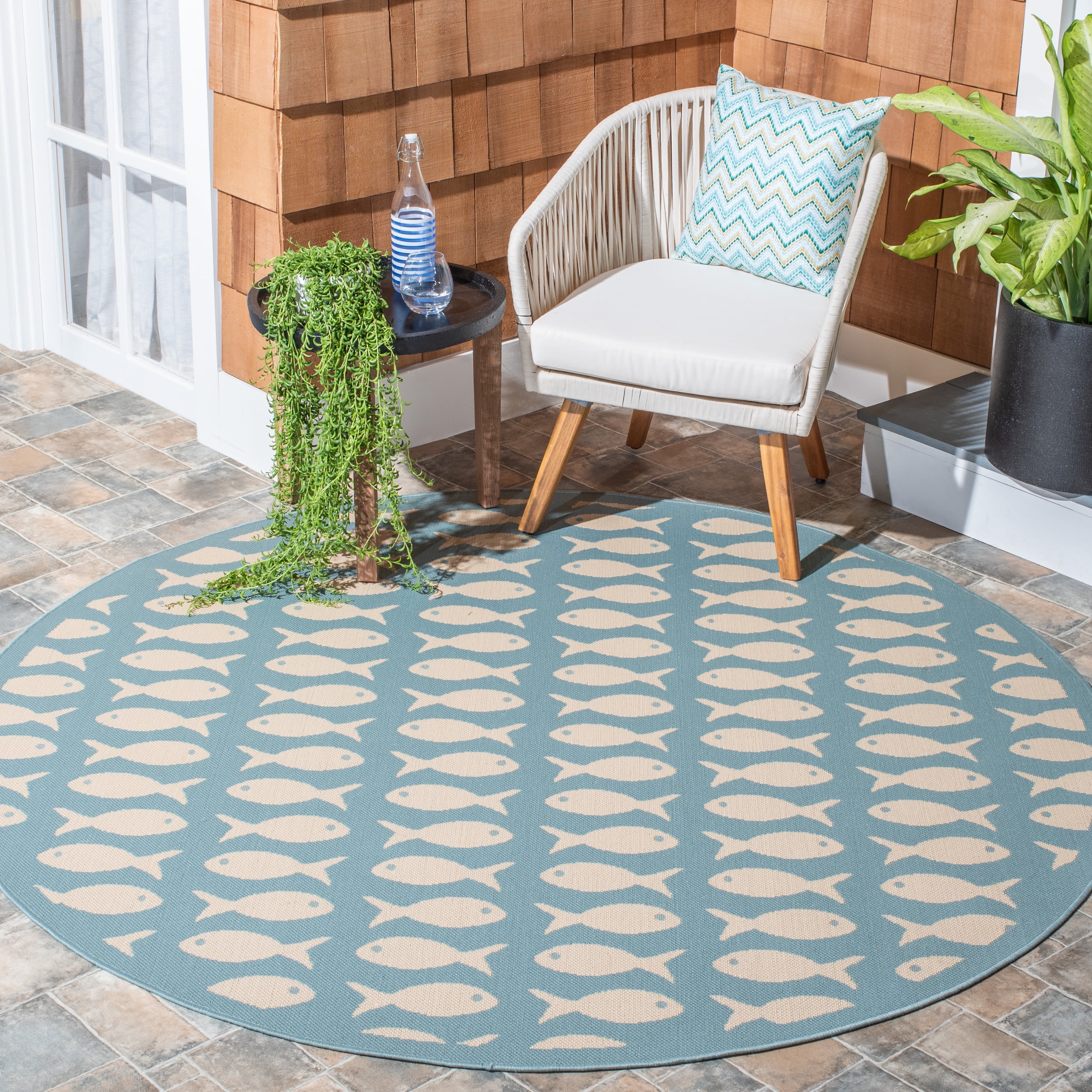 SAFAVIEH Courtyard Tranter Fishes Indoor/Outdoor Area Rug, Aqua/Beige, 6'7" x 6'7" Round