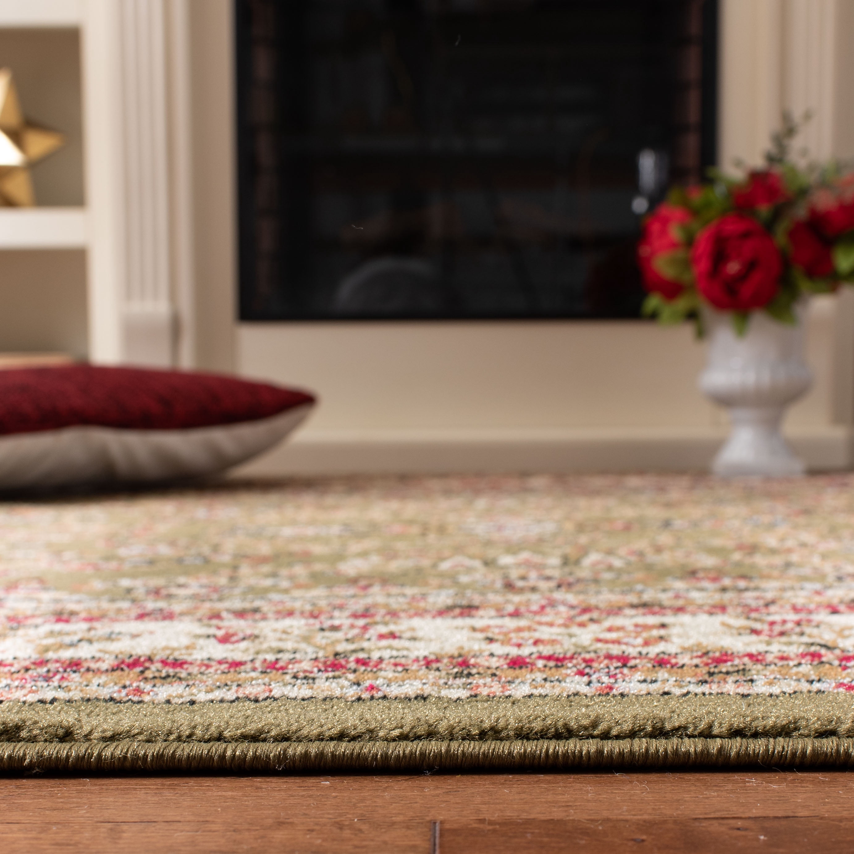 Safavieh Lyndhurst Isadora Floral Area Rug, Sage/Ivory, 2' x 3'