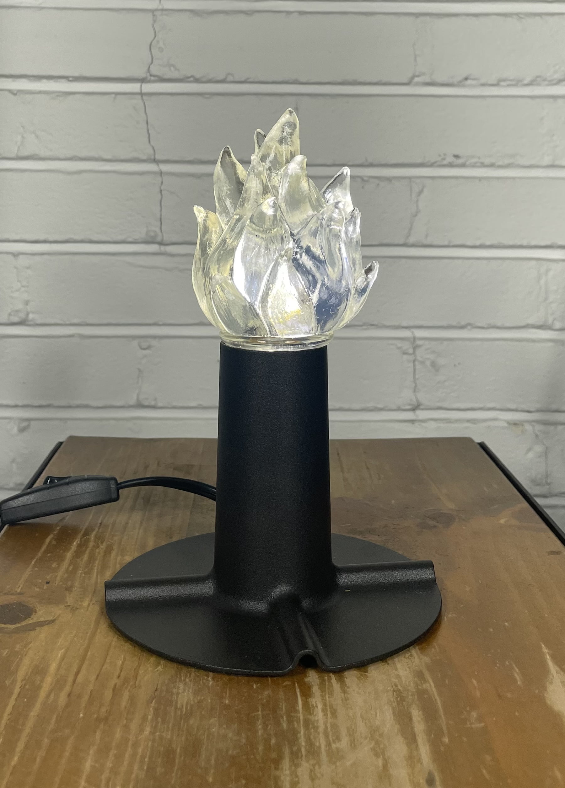 Flame LED Light Bulb, Non-Flickering, 3D Epoxy Resin Fire, Dimmable, 40Watt, 120V, E26 base