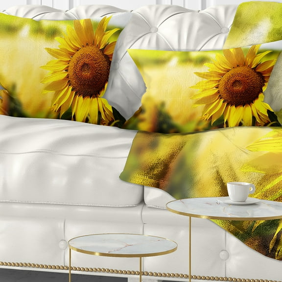 Designart Beautiful Tuscany Sunflower - Floral Throw Pillow - 12x20