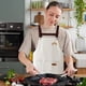 thumbnail image 1 of Delantal de Cocina Impermeable de Pvc Llq241029004 | Ropa de Trabajo Antigrasa y Antimanchas con Cinturilla Ajustable | Delantal Ligero y Duradero para Cocinar, Asar y Hacer Manualidades, Ideal para, 1 of 6