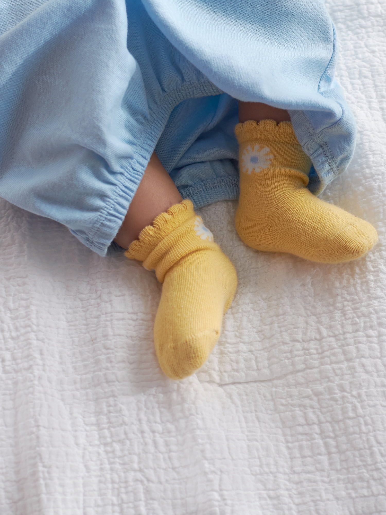 Gerber Baby Girls Wiggle-Proof Socks, 8-Piece (Newborn-0/6 Months)