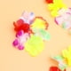 thumbnail image 3 of WORGEOUS Conjunto de falda de estilo hawaiano, pulseras de tocado de flores de simulación, guirnalda colgante, accesorios para disfraces de fiesta (rojo), 3 of 7
