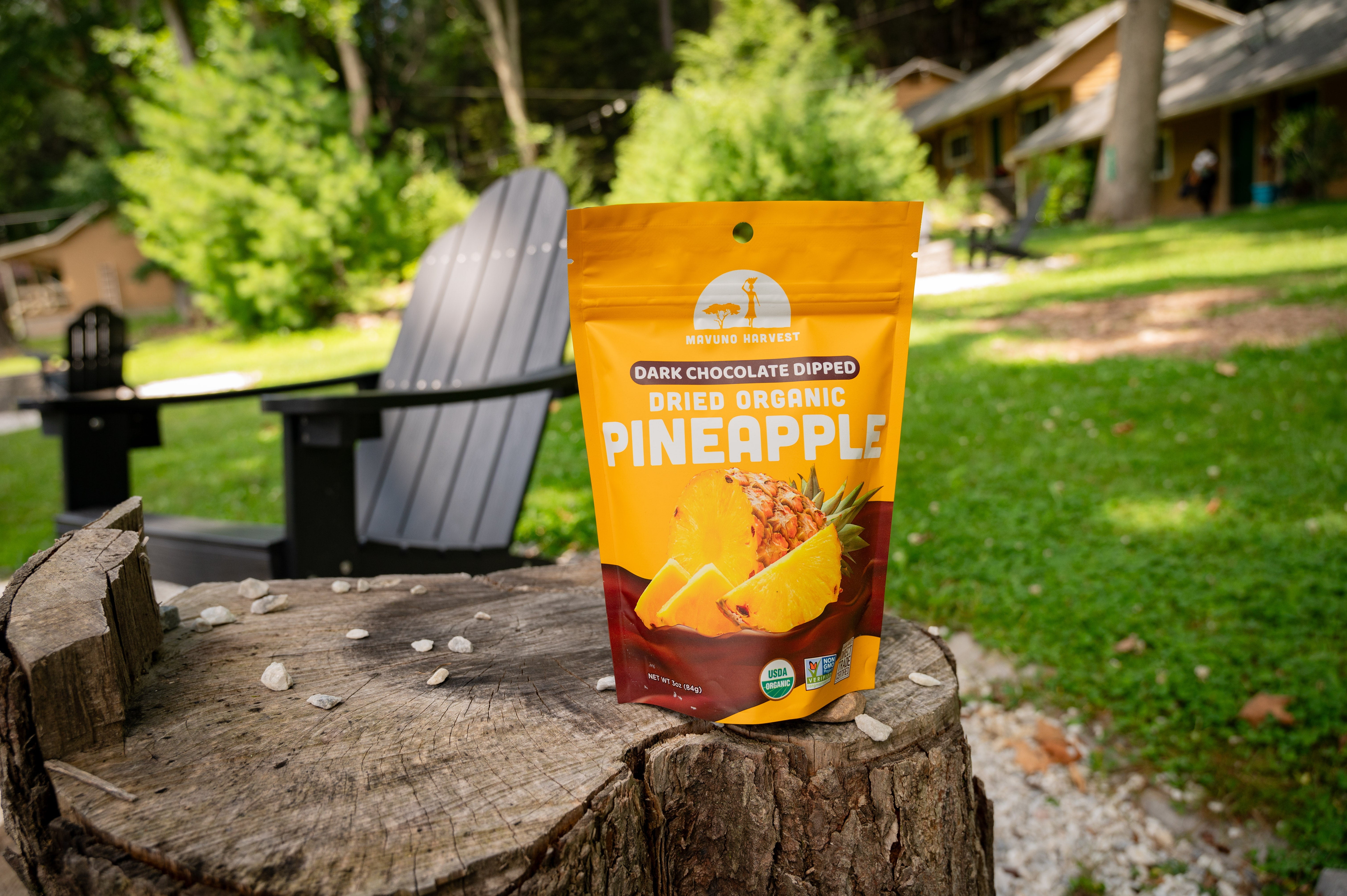 (Pack of 6), Mavuno Harvest Organic Dried Pineapple Dipped in Dark Chocolate, 3 oz