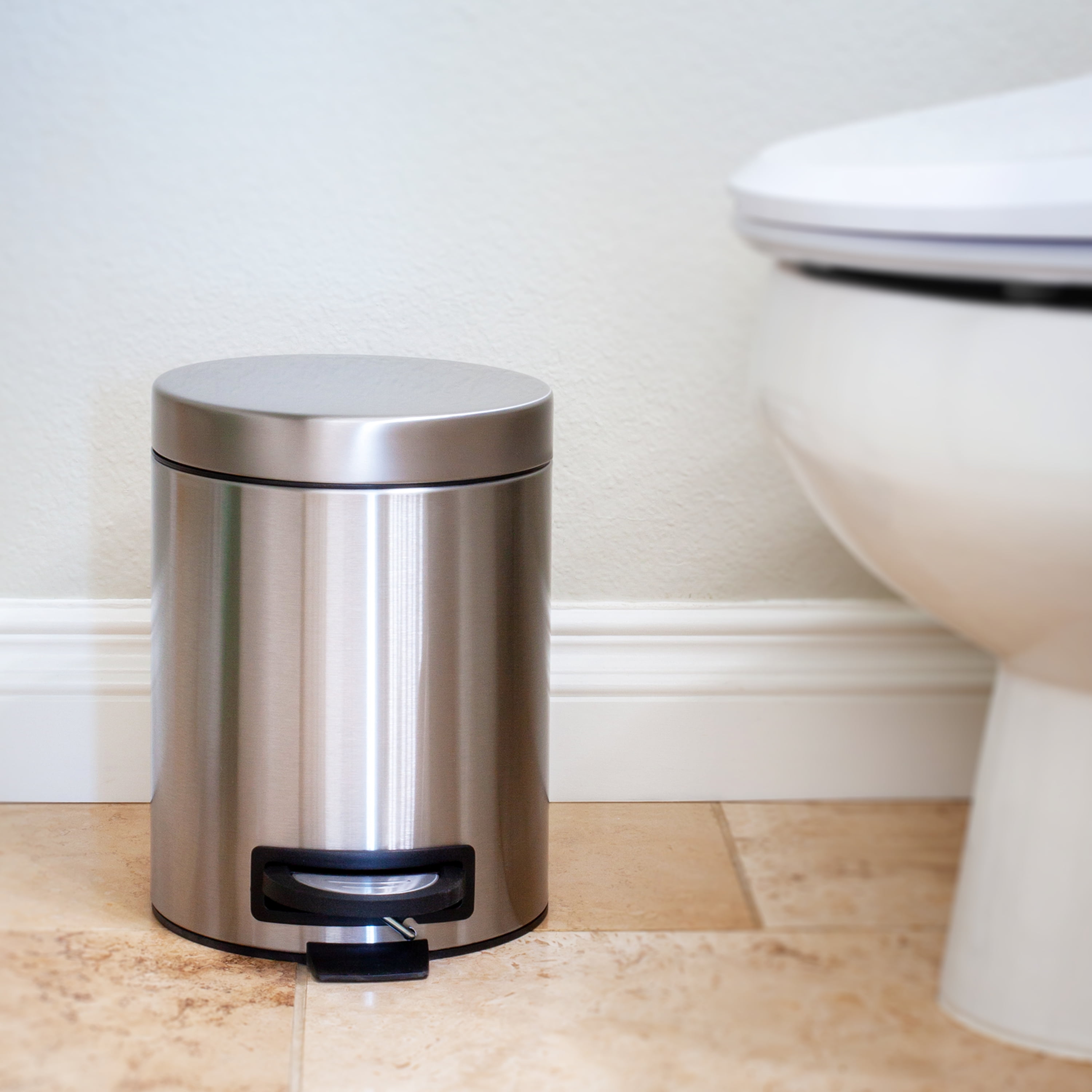 QualiaZero 8 Gallon Trash Can and 1.3 Gallon Round Stainless Steel Step Trash Can Combo