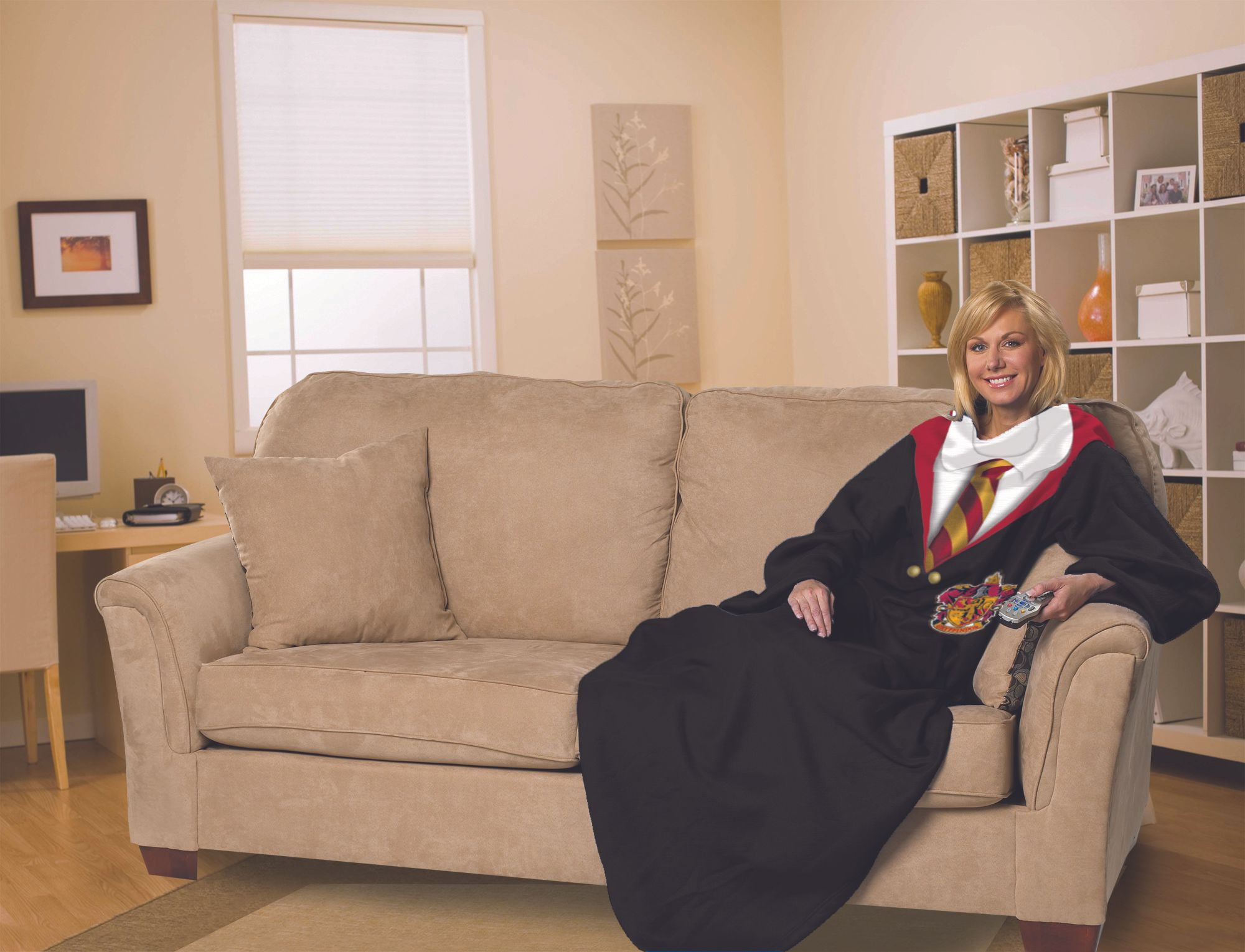 Harry potter comfy throw blanket with sleeves sale