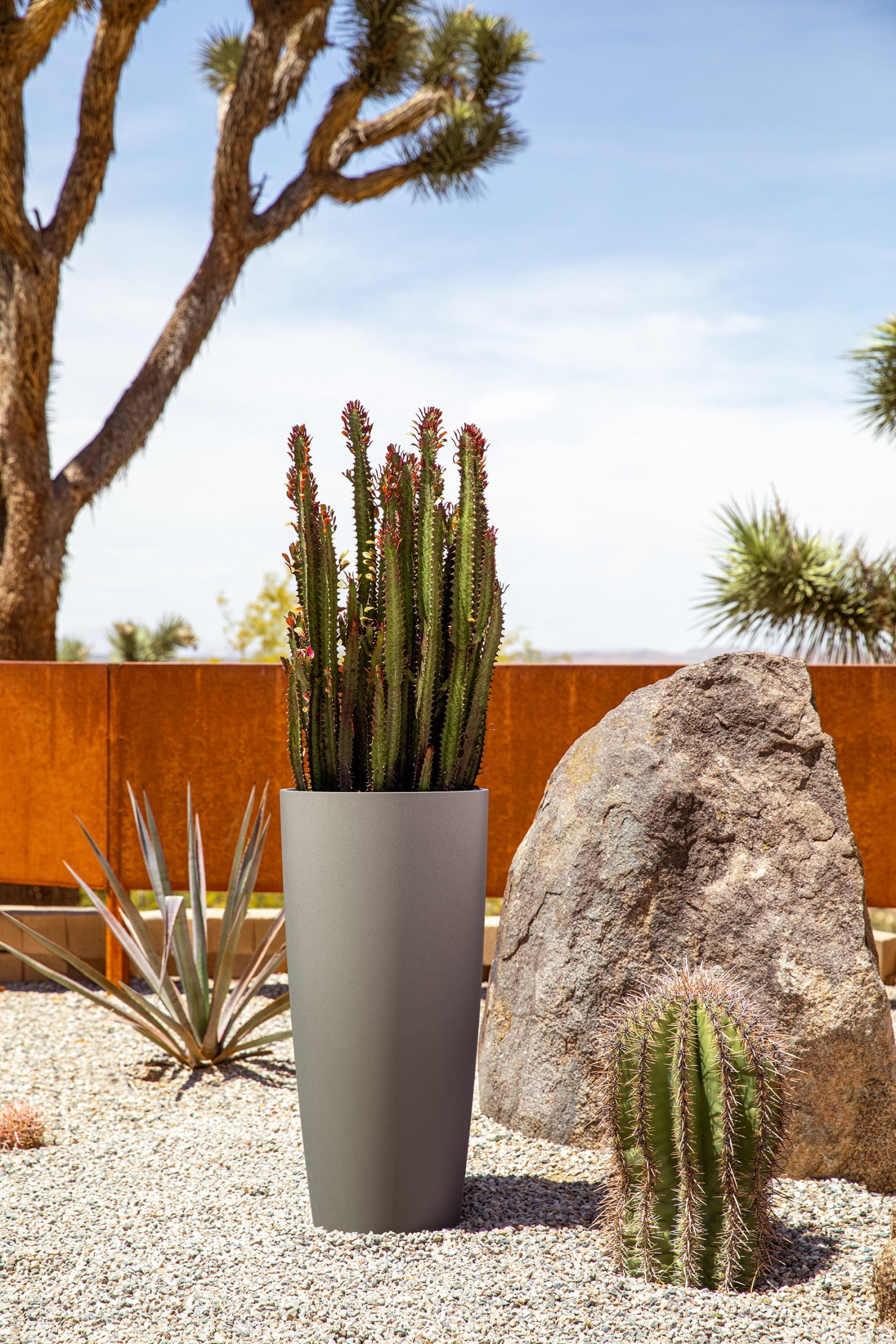 Veradek Mason Series Selena 28" Plastic-Stone Planter 2-Pack Gray