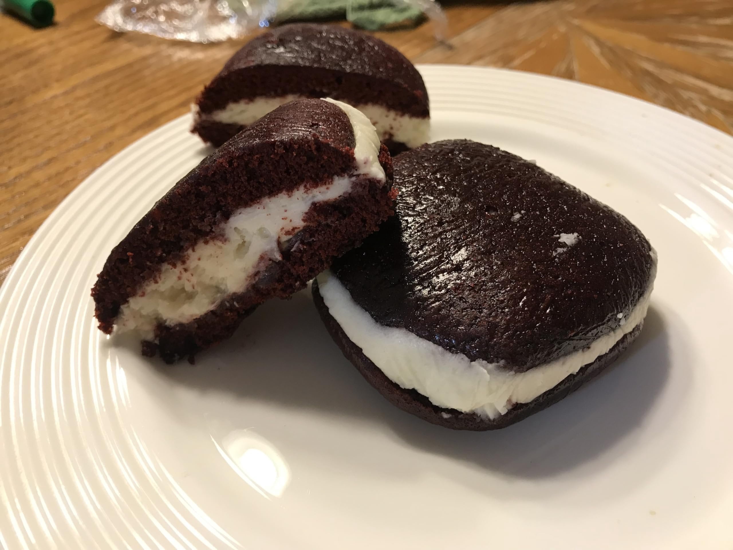 AmishTastes Bird-in-Hand Valentine Lovers Whoopie Pies, With Chocolate, Chocolate Mint, and Red Velvet Pack of 6