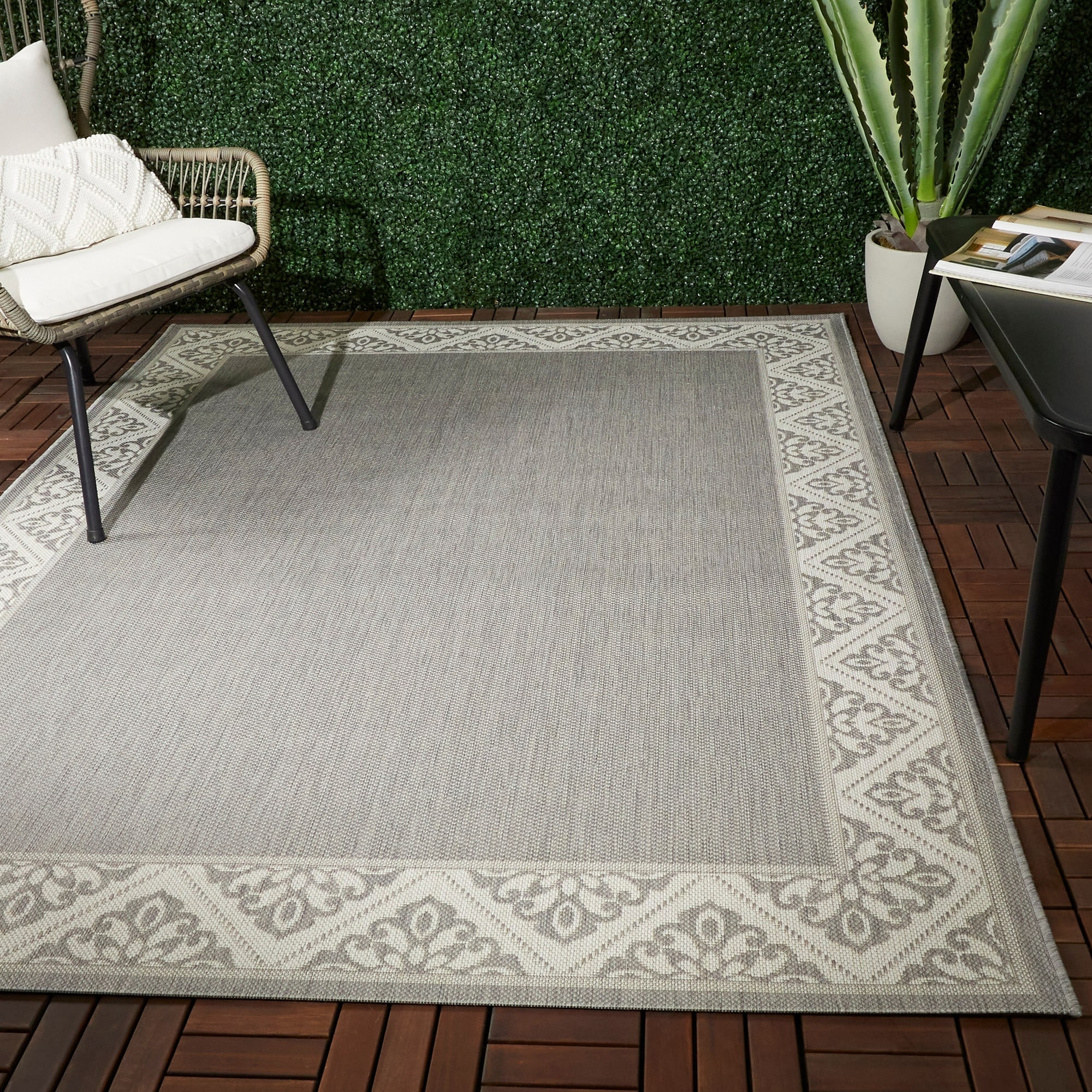 Balta Signature Home Manor Indoor/Outdoor Area Rug