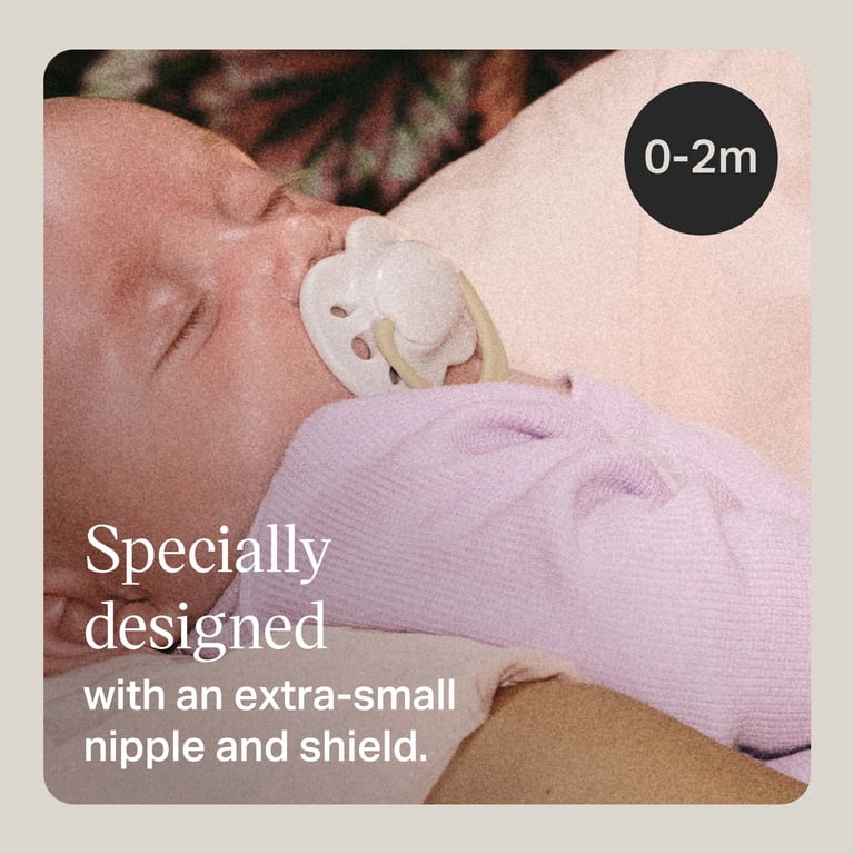 Tommee Tippee Newborn Pacifiers, 0-2 Months, 2 Pack with Sterilizer photo 2