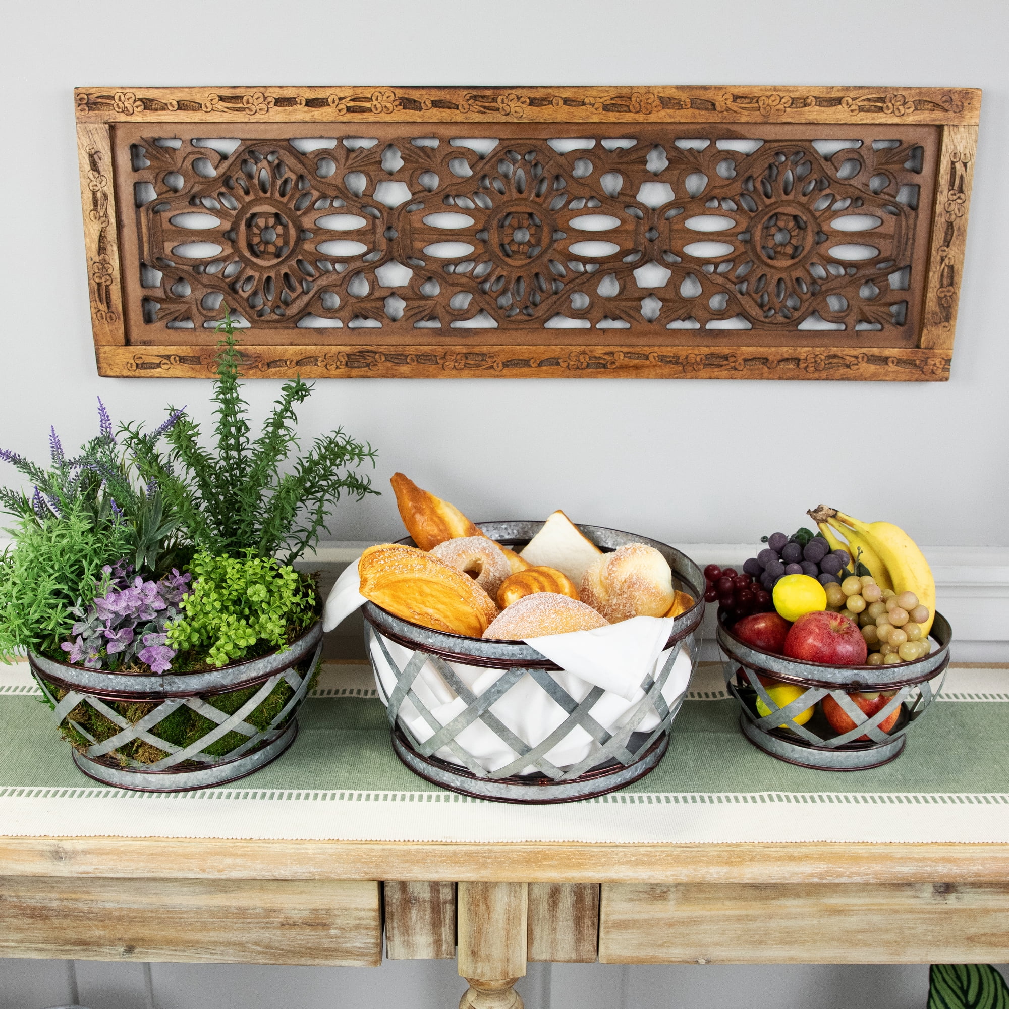 Set of 3 Brown Woven Nesting Baskets 12.5"