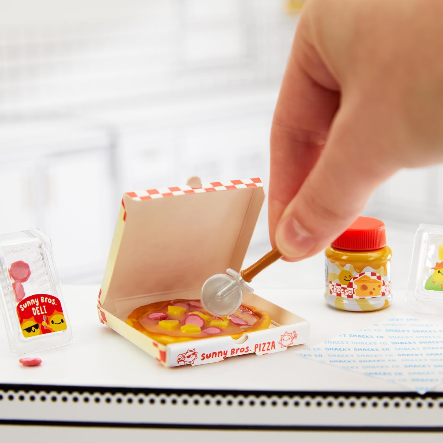 MGA's Miniverse Make It Mini Food Multipack, Collectibles, DIY, Resin Play, Replica Food, Not Edible, 8+