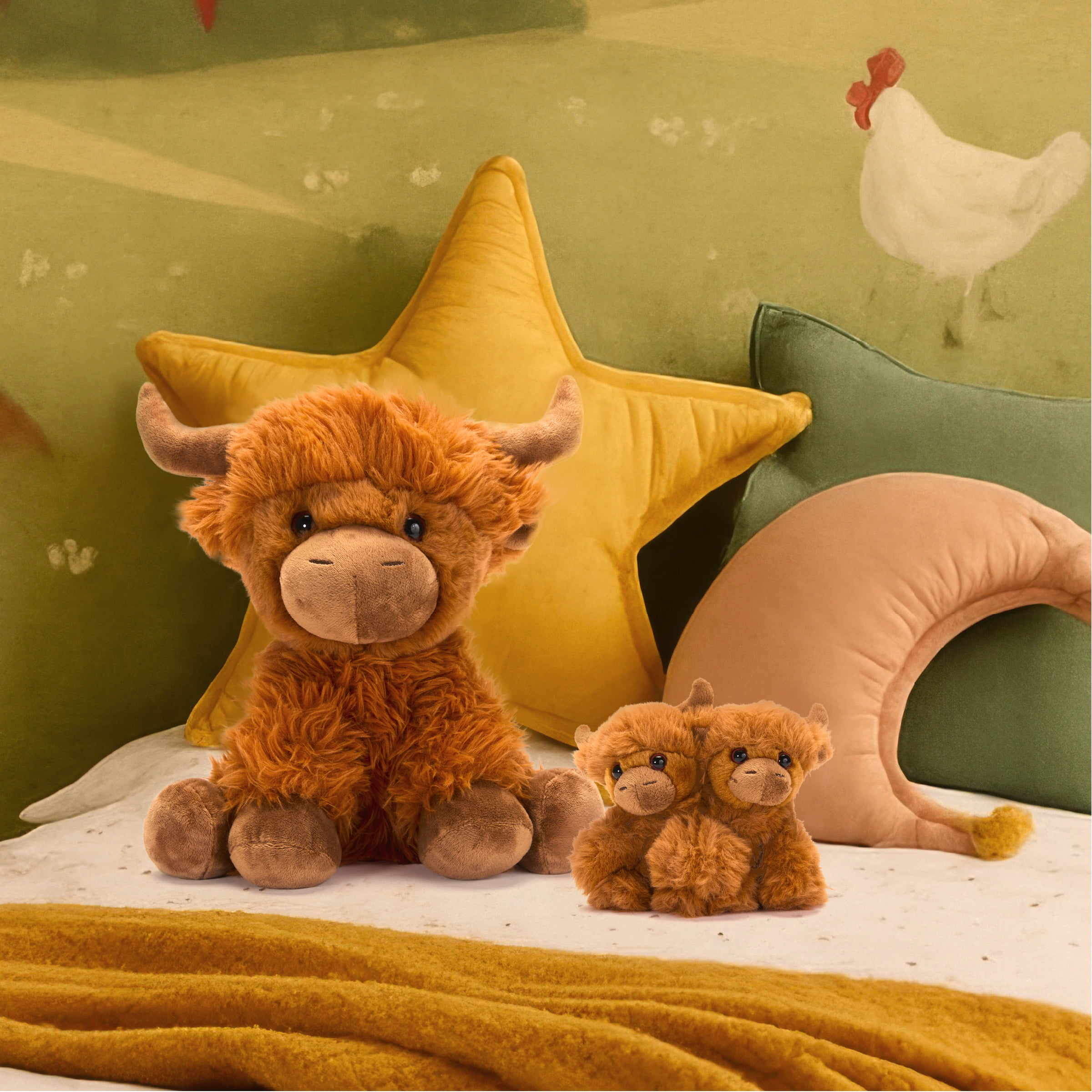 Hugs & Cuddles™ Fluffy Fam 10” Highl& Cow Mommy & Babies Plush Set