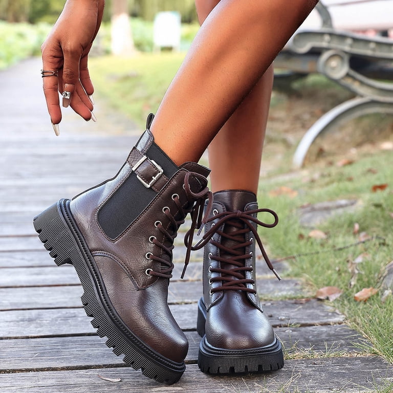 Brown Womens Winter Boots With Lace-Up And Buckle Closure  display picture 1