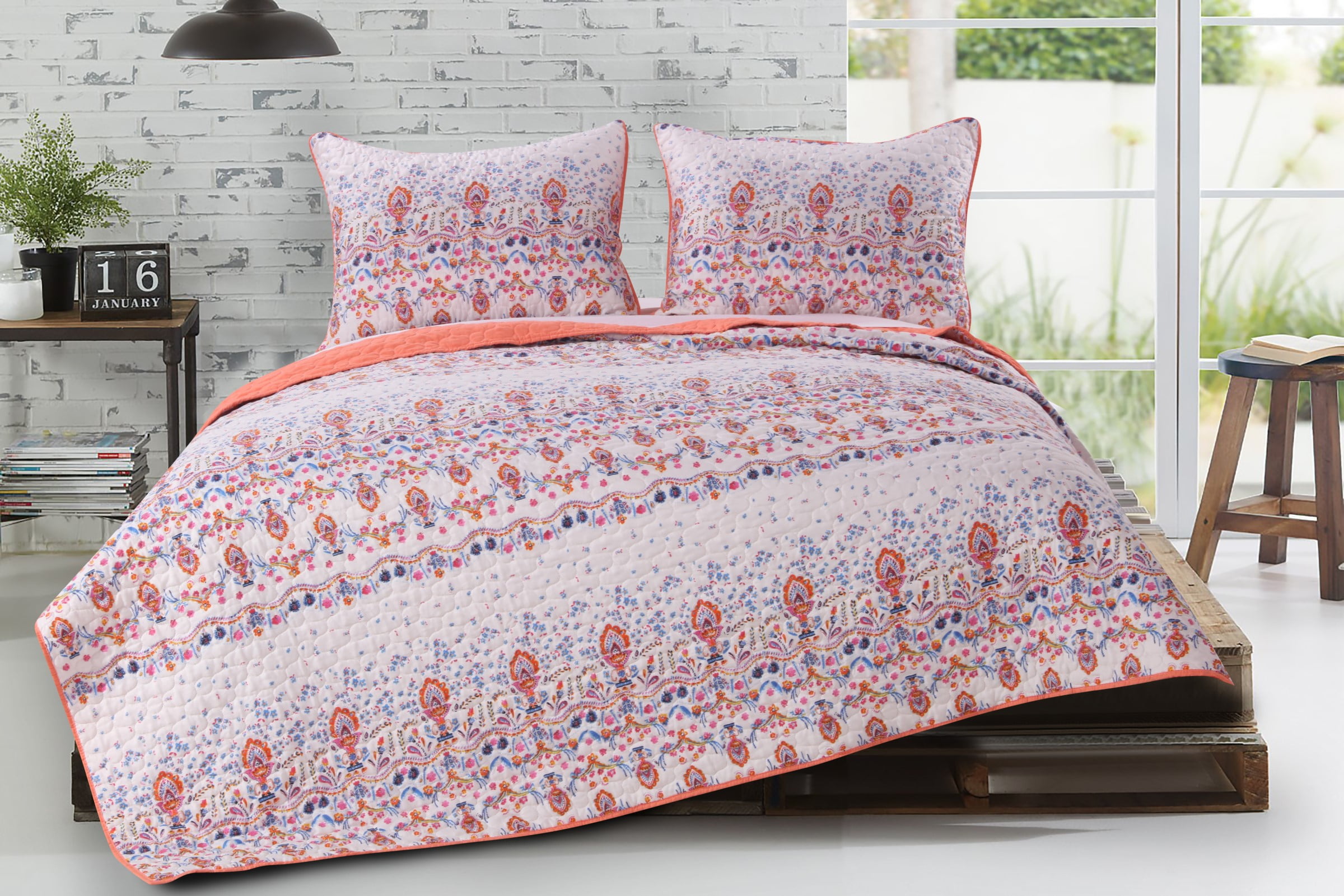 Global Trends Amphora Boho Paisley Oversized Reversible Quilt Set, Jewel Tone on White, 3-Piece King/Cal King
