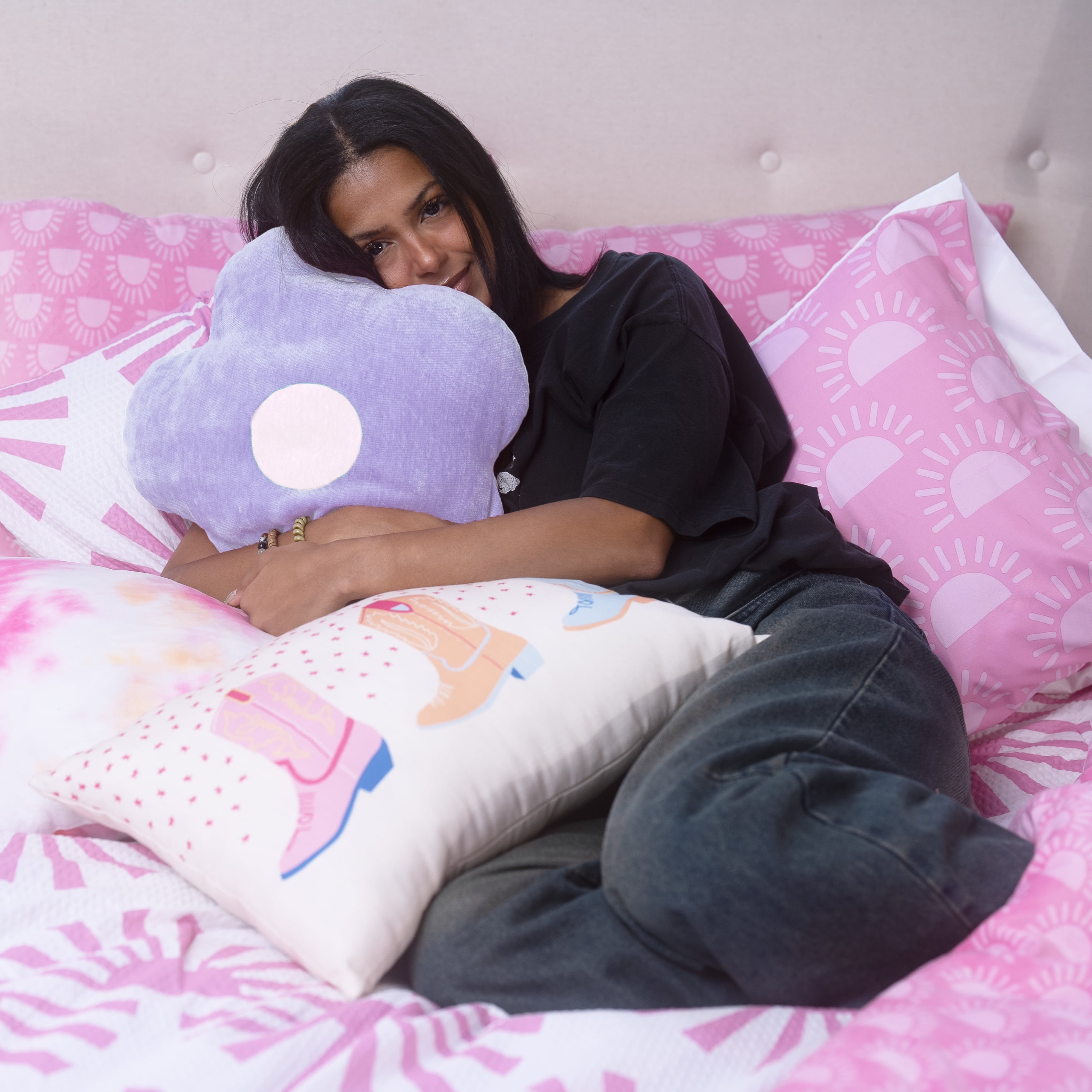 (2 pack) Urban Shop 18" Purple Flower Decorative Pillow, 1 Each