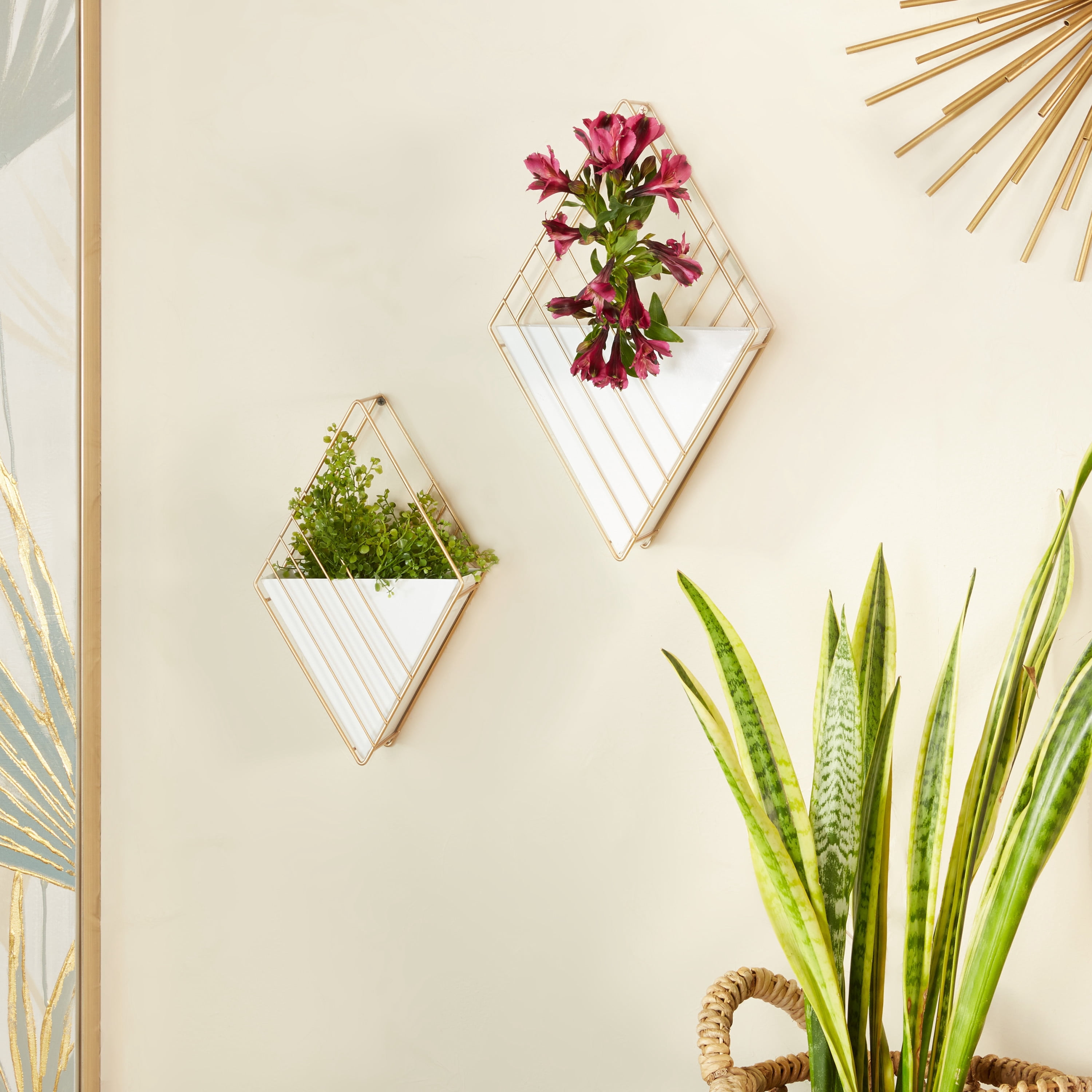 DecMode 17", 14"H Rectangle White Metal Indoor Outdoor Hanging Geometric Wall Planter (2 Count)