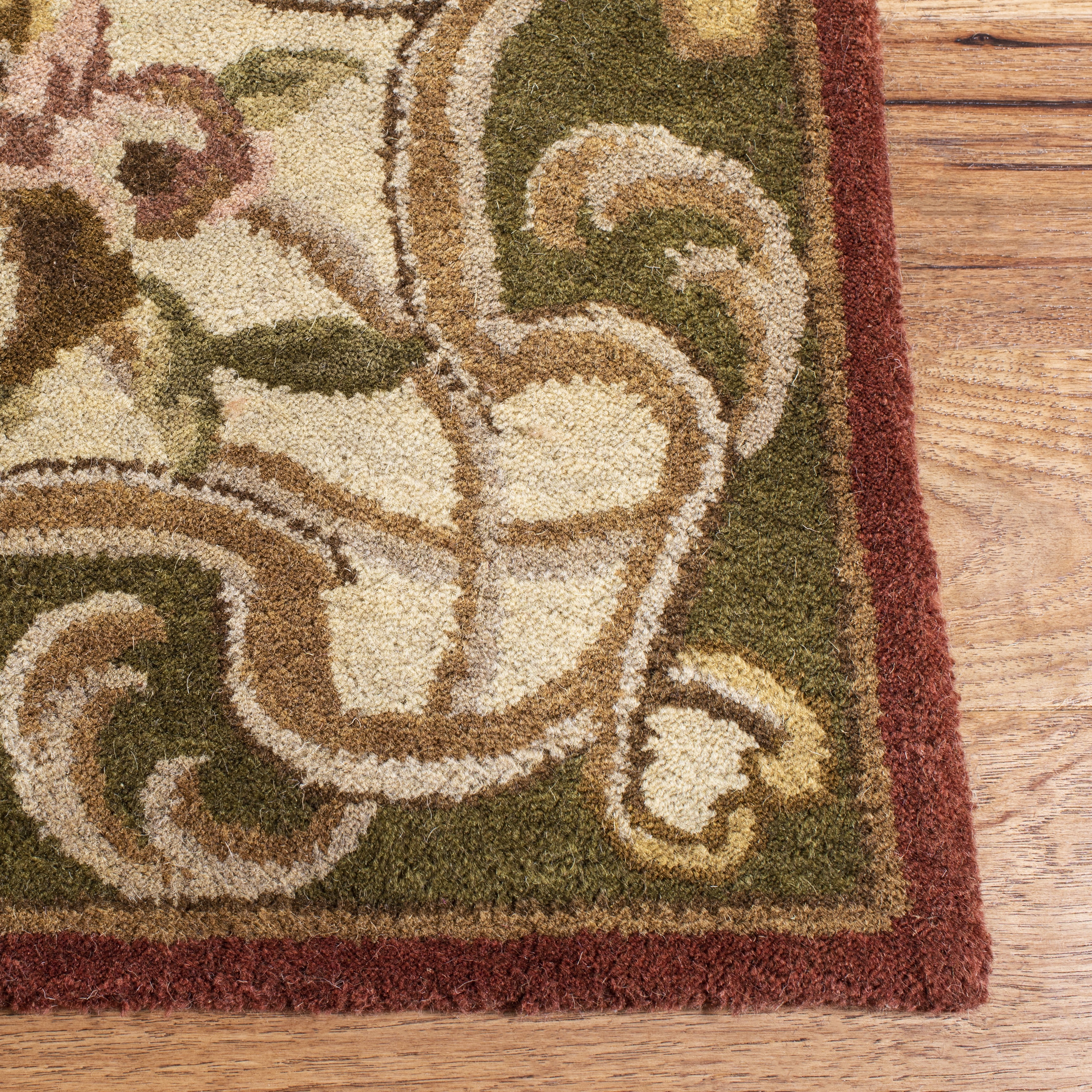 SAFAVIEH Classic Chedomir Floral Wool Runner Rug, Rust/Green, 2'3" x 8'
