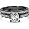 thumbnail image 1 of JeenMata Conjunto Nupcial de Moissanita de Corte Princesa de 2 Quilates - Conjunto Nupcial - Anillo con Engaste de Canal - Anillo Exclusivo - Oro Negro de 18 K sobre Plata, 1 of 5