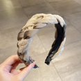 thumbnail image 1 of Diadema marrón de otoño e invierno para mujer, paquete de cabello con calavera alta, banda para el cabello a presión superior que combina con el tocado de horquilla para viajes al aire libre, 1 of 5