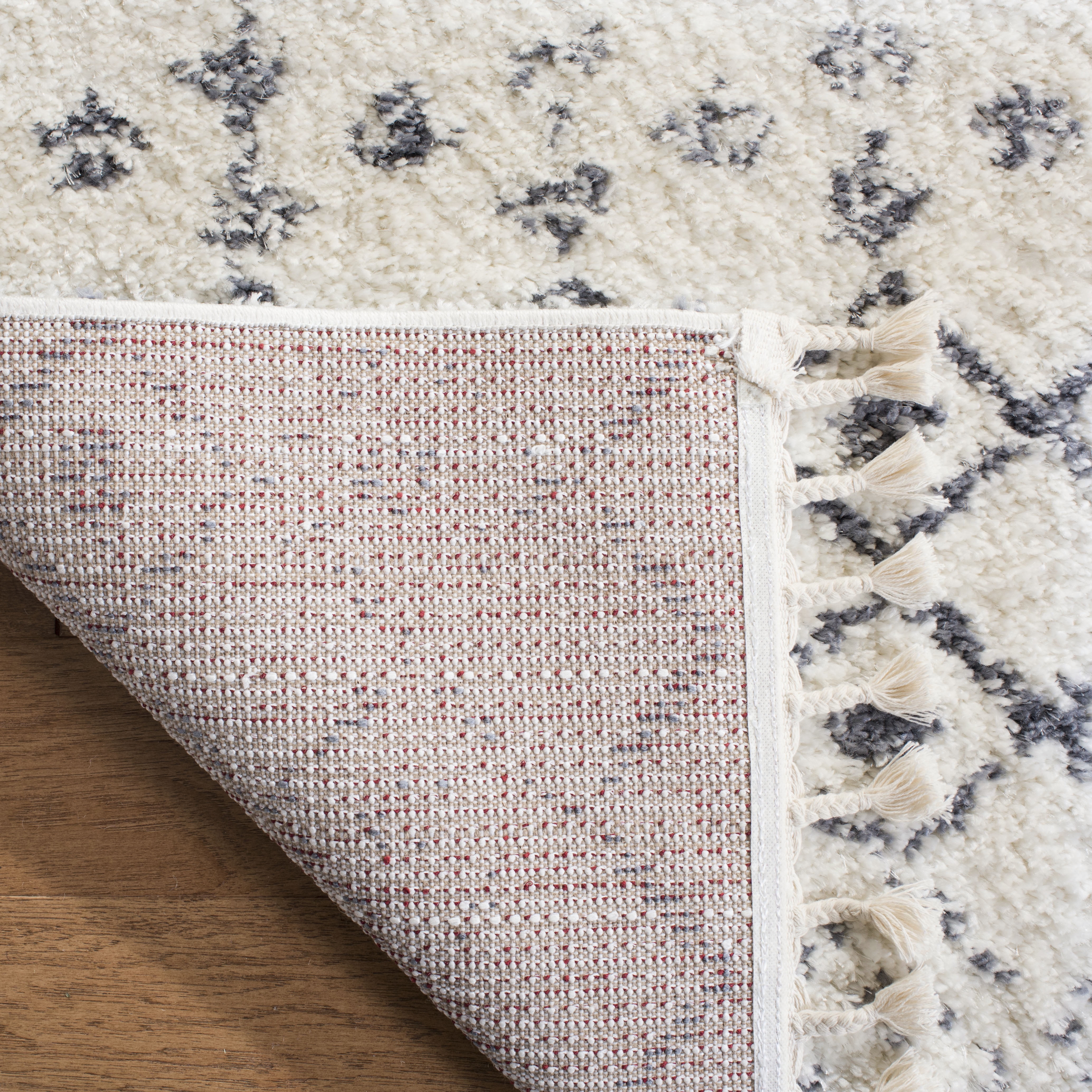 SAFAVIEH Berber Fringe Vinal Aztec Shag Runner Rug, Cream/Dark Gray, 2'2" x 18'