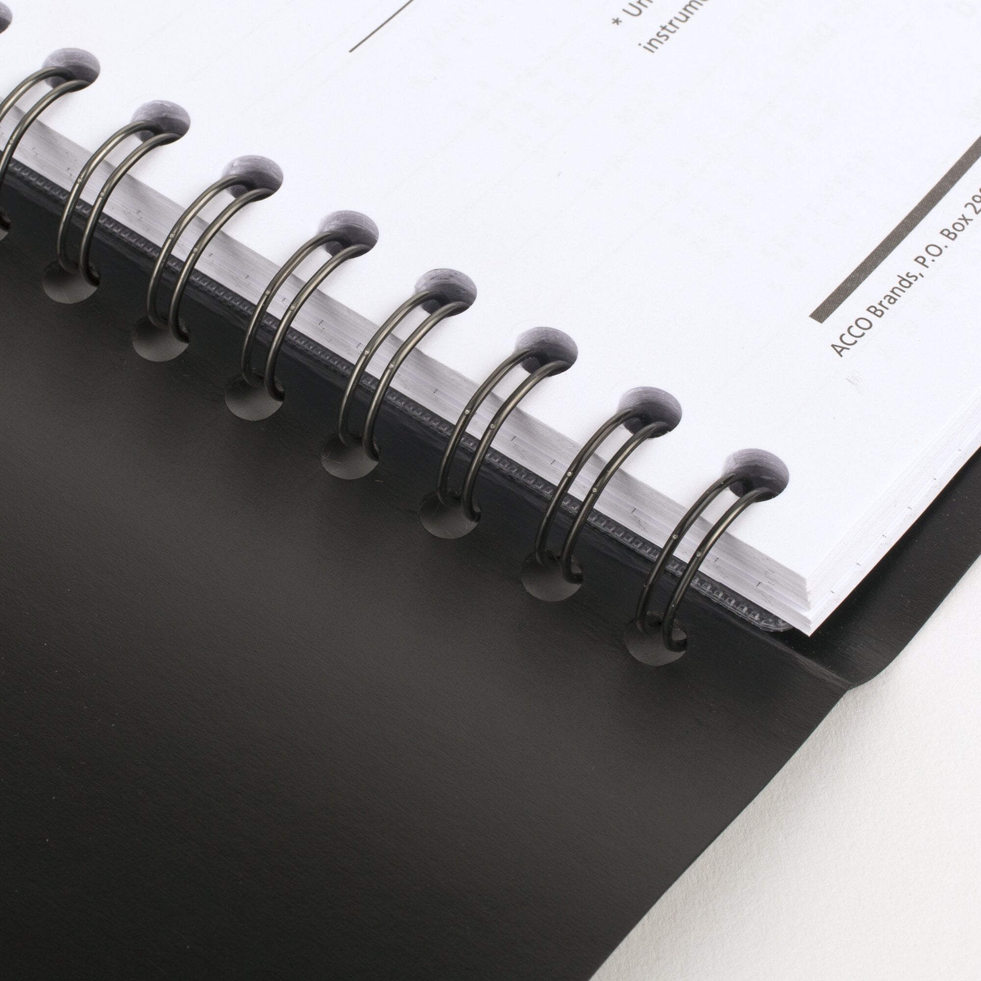 AT-A-GLANCE Contemporary Lite Academic 2023-2024 Weekly Monthly Planner Black
