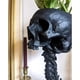 thumbnail image 2 of Maceta de calavera de 12 pulgadas con columna vertebral, maceta de resina realista con forma de calavera, maceta gótica, decoración de Halloween, decoración para el hogar, oficina, escritorio, manuali, 2 of 5