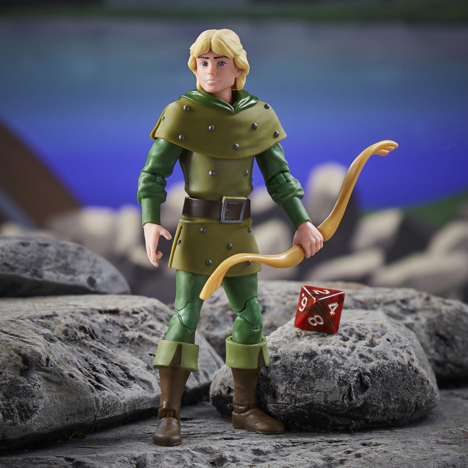 Dungeons & Dragons Cartoon Classics 6-Inch-Scale Hank the Ranger Action Figure, D&D 80s Cartoon, Includes d8 from Exclusive D&D Dice Set