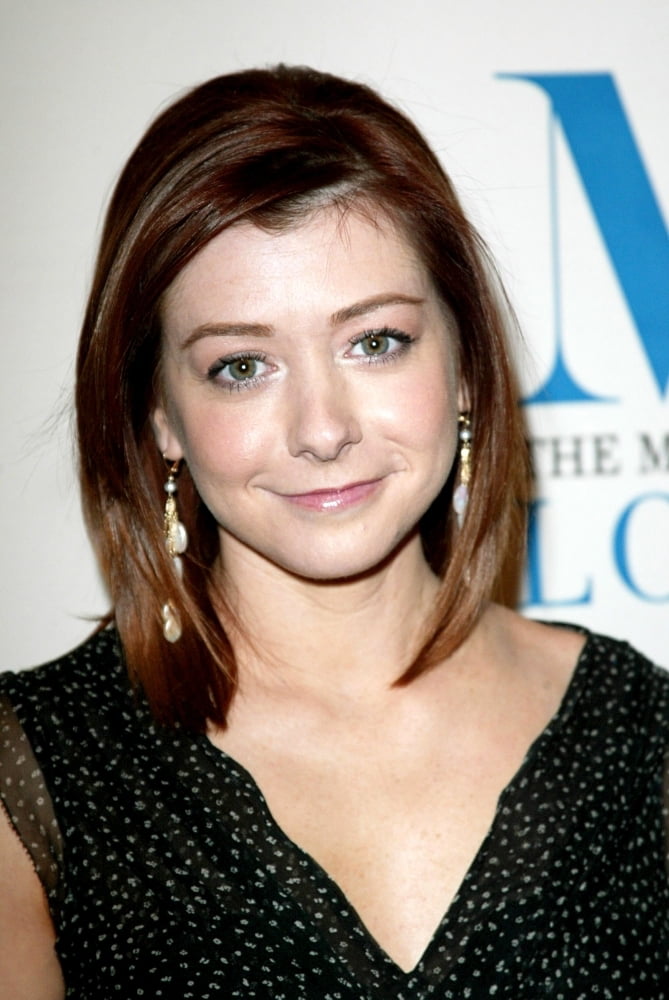 Alyson Hannigan At Arrivals For How I Met Your Mother At ...