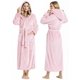 thumbnail image 1 of Bata NY Threads talla grande, rosa claro, felpa ligera con capucha, 1 of 6