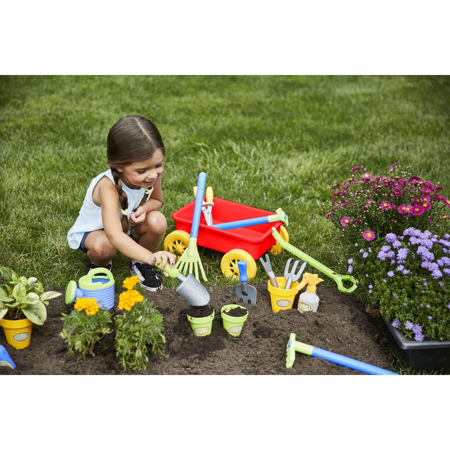 Kidoozie My First Gardening Set - Sprout Green Thumbs with this Pretend Play Playset - Indoor and Outdoor Fun for Ages 3+