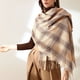 thumbnail image 5 of Bufanda de invierno para mujer, chal de cachemira con borlas y cuadros grandes, bufandas de gran tamaño, bufandas cálidas y acogedoras para invierno y otoño, 5 of 6