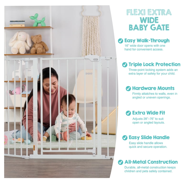 Regalo 76-Inch Super Wide Configurable Baby Gate, 3-Panel Safety
