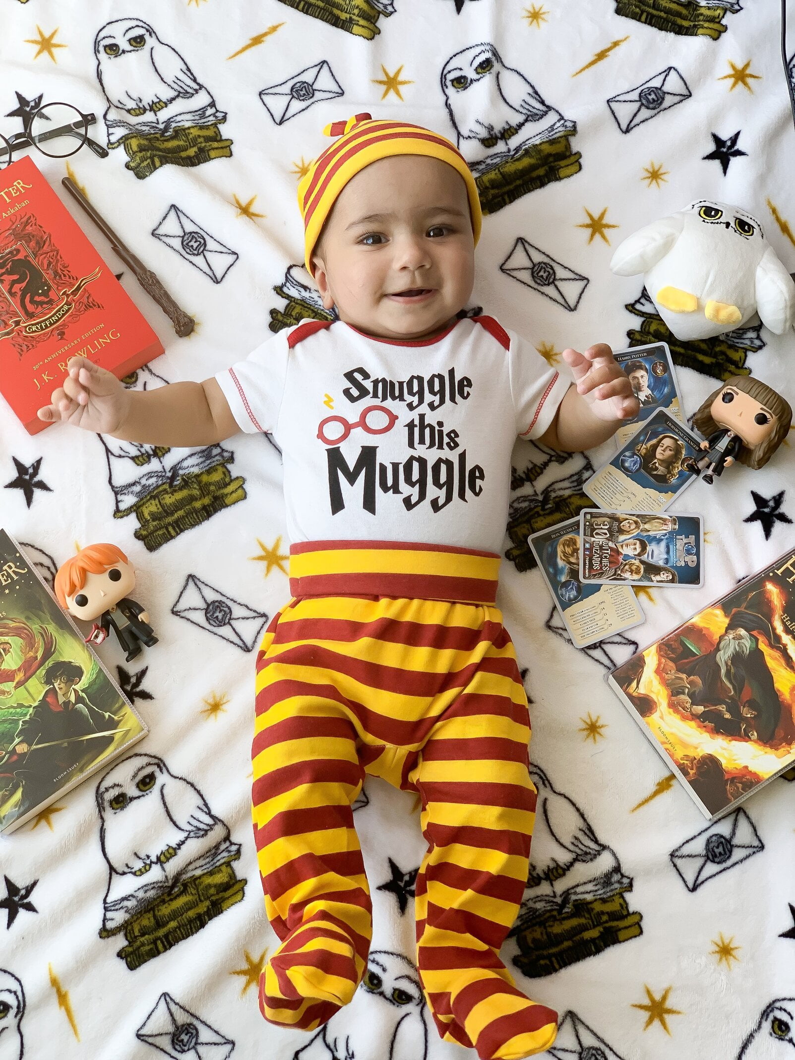 Harry Potter 3-piece Baby Boy Colorblock Bodysuit and Solid Pants Set with Cloak