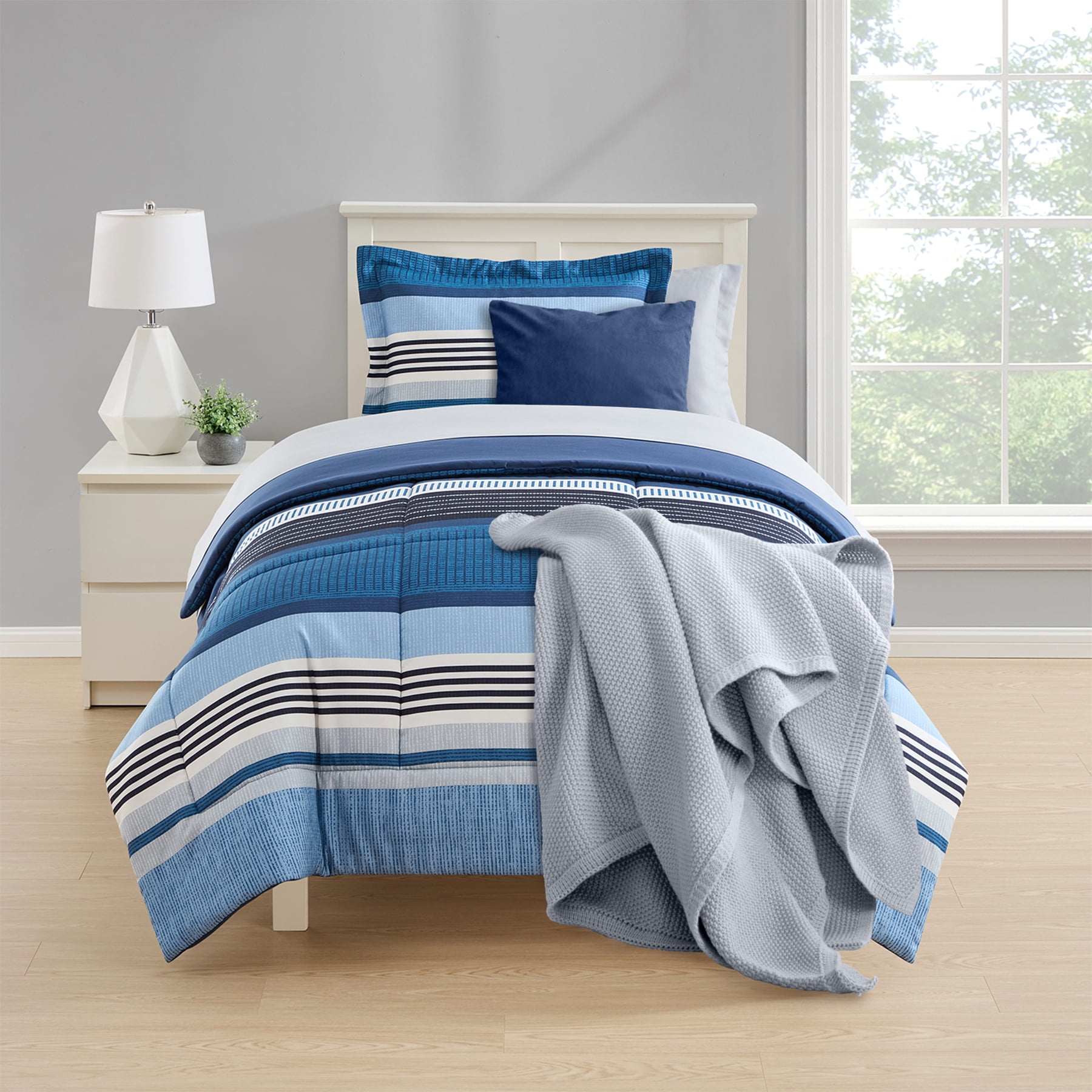 Mainstays All-in-One Reversible Comforter and Sheet Set, 5-Piece, Twin/Twin XL, Blue Stripe